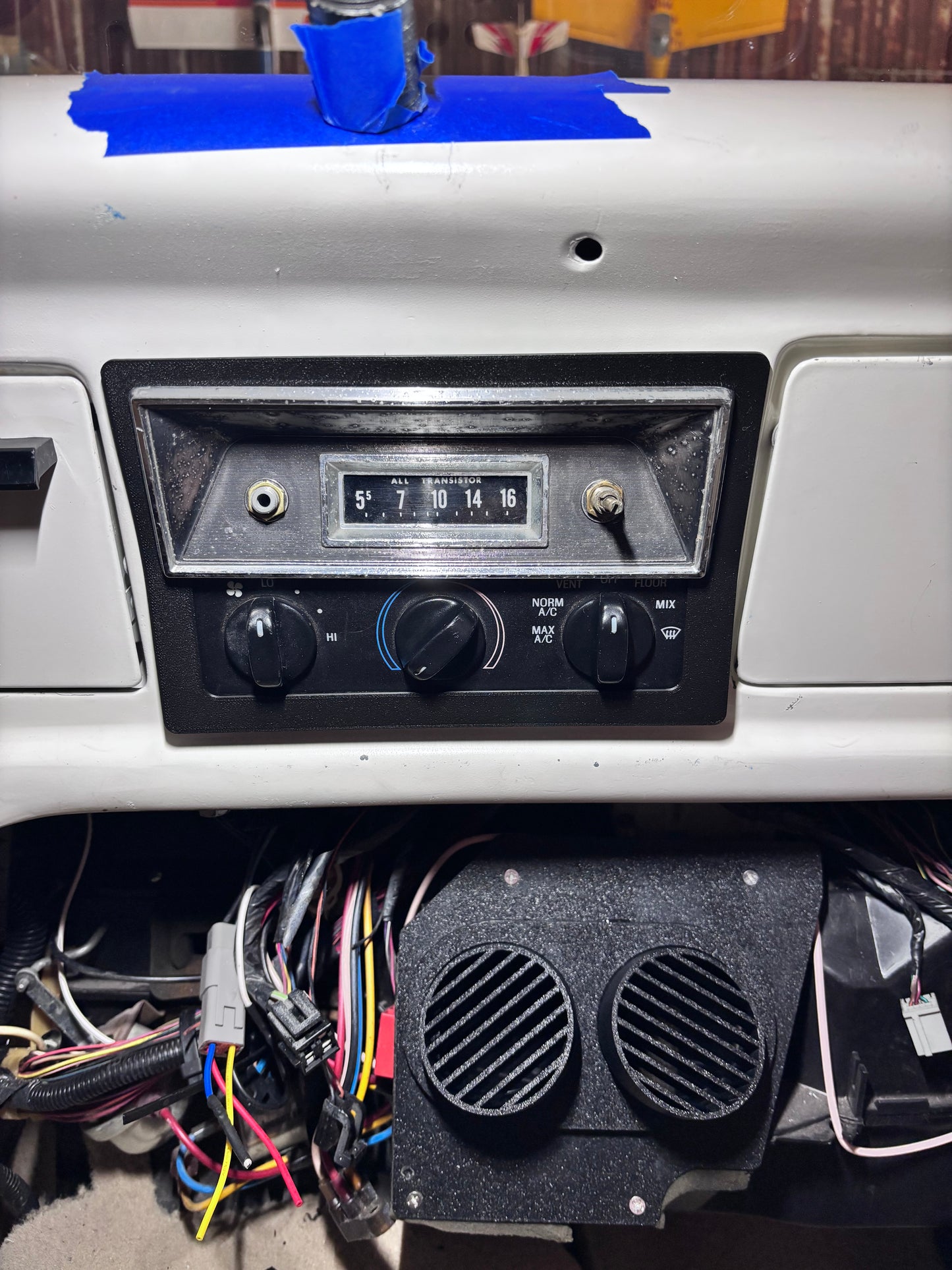 Ford Crown Victoria Climate Control trim